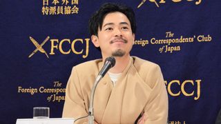 成田凌、微笑む姿がたまらない!映画『カツベン!』外国特派員協会記者会見