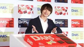 横浜流星、「ダースの日」PRイベントに登場!まぶしい笑顔!