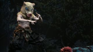 伊之助の再現度すごっ!舞台「鬼滅の刃」