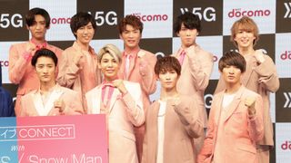 Snow Man、ピンクの衣装が似合う!ドコモ「5G時代の新たな体験の提供」に関する発表会見