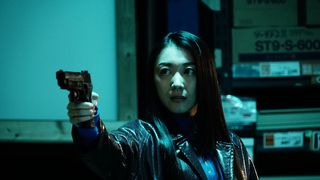 【5枚】クールビューティー!ディーン・フジオカの妹・藤岡麻美 映画『初恋』で女中国マフィア役