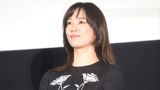 濱田岳・水川あさみ・新津ちせ登壇！『喜劇　愛妻物語』公開記念舞台あいさつ