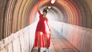 【3枚】美脚!「有村架純 2021 DESK CALENDAR」発売決定