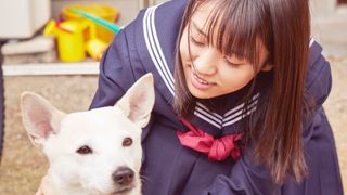 小林由依が制服姿で映画初演技！『さくら』劇中カットほか