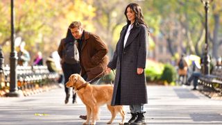 「ホークアイ」撮影現場のジェレミー・レナー＆ヘイリー・スタインフェルド