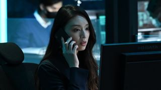 獅堂の妻・六花から水石チーフに再び電話が…ドラマ「24 JAPAN」第10話