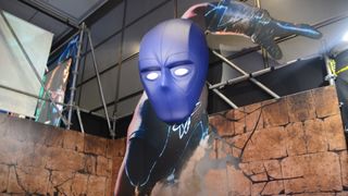 『ブラックアダム』4.5mのアトム・スマッシャーと写真が撮れる!「DCユニバースの世界展」プレス内覧会