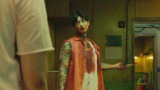 ソ・イングク狂気の表情！映画『オオカミ狩り』場面カット