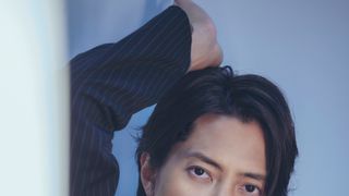 山下智久の吸い込まれそうな瞳…撮りおろし<8枚>