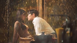 ジュノ＆ユナがラブラブ！大ヒット韓ドラ「キング・ザ・ランド」場面写真