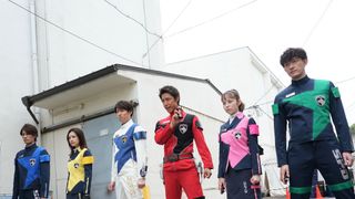 デカレンジャー6人が再集結！『特捜戦隊デカレンジャー20th ファイヤーボール・ブースター』場面写真
