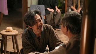 おっちゃんは桃を…「ブギウギ」第39回の場面写真
