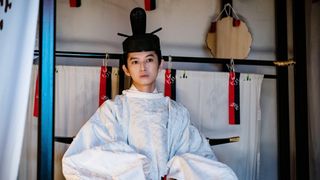 即位した花山天皇（本郷奏多）…大河ドラマ「光る君へ」第4回の場面写真