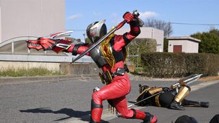 仮面ライダーゴージャス龍騎も登場!「ガッチャード」カグヤ様が平成10ライダーに変身