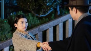 花岡(岩田剛典)が寅子(伊藤沙莉)に告げる…「虎に翼」第32回の場面写真