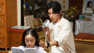 「海のはじまり」目黒蓮の不器用なパパぶりが可愛すぎる！第5話場面写真