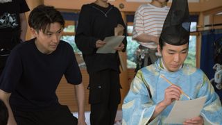 「光る君へ」根本知が柄本佑、渡辺大知らに書道指導＜5枚＞