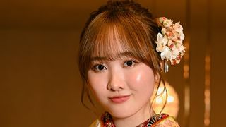 本田望結、20歳の振袖姿
