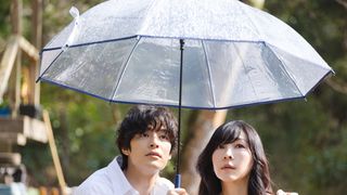 麻生久美子＆塩野瑛久「魔物」場面写真　弁護士と容疑者の禁断の愛…