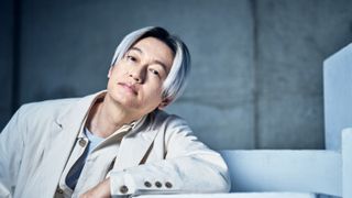 爆イケ!井浦新、インタビュー撮りおろし<7枚>