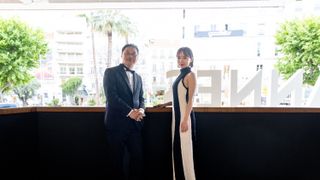 齊藤京子、海外のレッドカーペットに初登場!