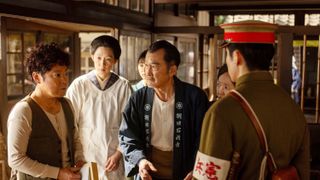 なぜか乾パンの材料が運ばれ憲兵が来て…「あんぱん」第9週「絶望の隣は希望」第45回