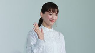 綾瀬はるか登壇！「ひとりでしにたい」取材会