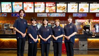 TOHOシネマズの新スタッフユニフォーム