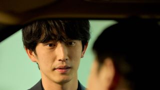 刑事役の杉野遥亮も話題！「しあわせな結婚」2話場面写真