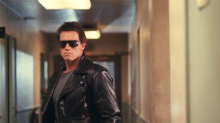 有名な「I'll be back」のシーンも！SF映画の金字塔『ターミネーター』場面写真