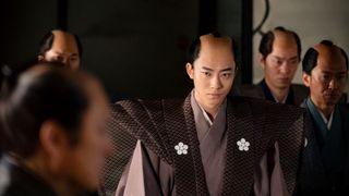 松平定信（井上祐貴）が意次（渡辺謙）とバッチバチ！「べらぼう」場面写真