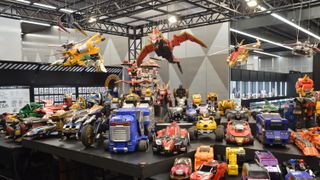 閉場後に展示品をじっくり堪能！TTFC会員限定「全スーパー戦隊展」情熱のシークレットナイト