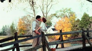 『続・赤毛のアン　アンの青春』ミーガン・フォローズ、ジョナサン・クロンビーら場面写真