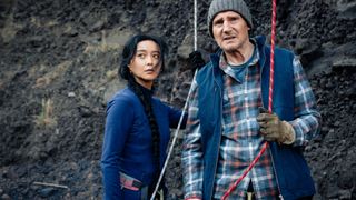 ガイド役はファン・ビンビン！リーアム・ニーソンがネパールで戦う『アイス・ロード：リベンジ』場面写真