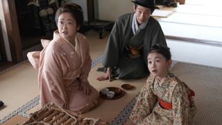 トキ（福地美晴）とフミ（池脇千鶴）は…「ばけばけ」第3回場面写真