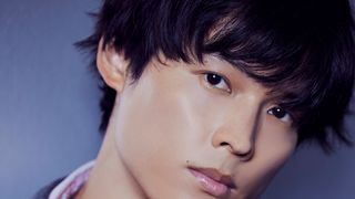 松村北斗、洗練された美しさ！映画『秒速5センチメートル』撮り下ろしカット