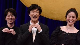 堺雅人、ハートポーズにアタフタ…井川遥、中村ゆり、吉瀬美智子らと『平場の月』完成披露