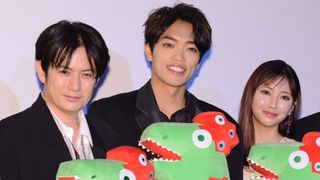 timelesz原嘉孝、主演映画で大先輩・佐藤アツヒロと共演！『初恋芸人』先行プレミア試写会