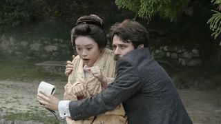 ヘブン（トミー・バストウ）の真意は…朝ドラ「ばけばけ」第61回の場面写真