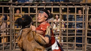 大東駿介＆菅井友香演じる利家とまつ“尾張コロシアム”に登場！「豊臣兄弟！」第5回場面写真