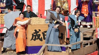 「ばけばけ」高石あかりら成田山不動尊「節分祭」で豆まき！