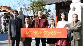 2年ぶり来日のブレンダン・フレイザー、新宿の神社でヒット祈願！映画『レンタル・ファミリー』記者会見