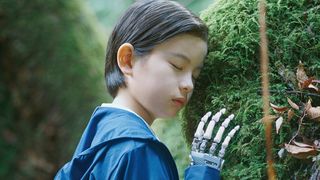 綾瀬はるか＆千鳥・大悟が夫婦役！是枝裕和監督『箱の中の羊』ポスタービジュアル＆場面写真