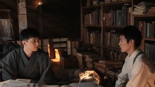 錦織（吉沢亮）は弟（杉田雷麟）と話して…朝ドラ「ばけばけ」第91回の場面写真