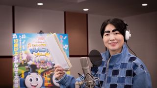 『映画　きかんしゃトーマス　いっしょに歌おう！ドレミファ♪ソドー島』イモトアヤコアフレコ映像＆木村佳乃との2ショット