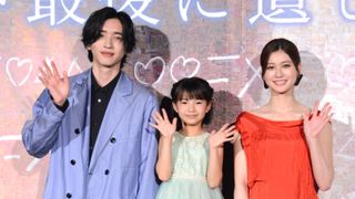 道枝駿佑＆生見愛瑠＆英茉が“家族”3ショット！映画『君が最後に遺した歌』大ヒット御礼舞台あいさつ