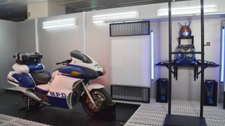 「仮面ライダーアギト」Gトレーラー内部を完全再現！「真アギト展」プレス内覧会