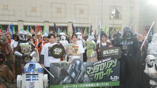 「スター・ウォーズの日」マンダロリアン＆ダース・ベイダーも登場！みなとみらいでファン約3,000人が祝福