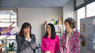 綾瀬はるか素の笑顔…『ファーストボイス』メイキングカット9点