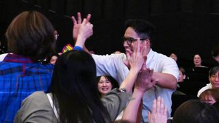 市原隼人、観客全員とハイタッチする勢い！ドラマ「おいしい給食 season4」1、2 話最速プレミア上映会の様子